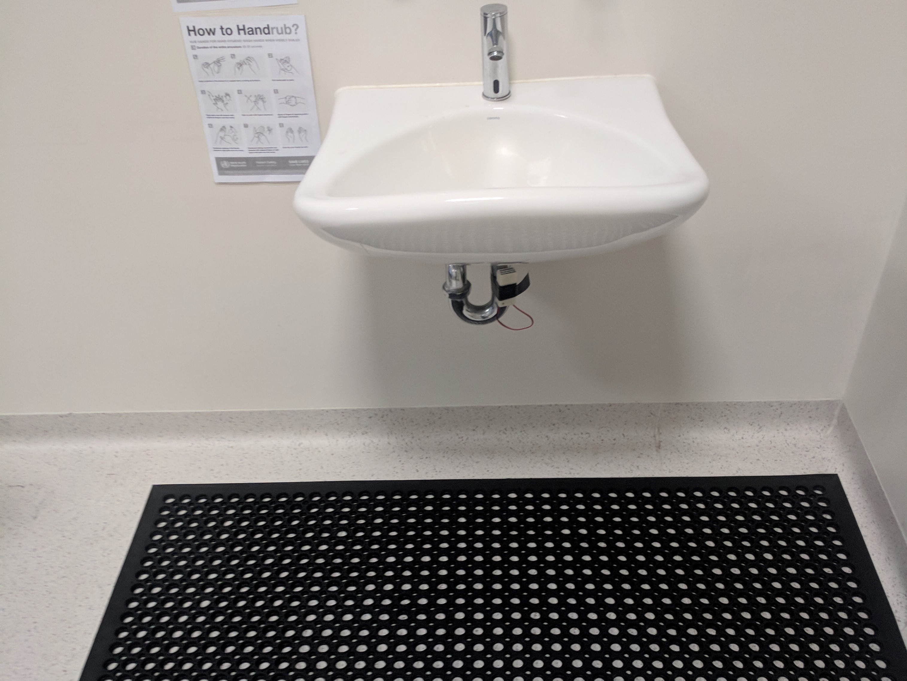 Quality Restroom Mats to Keep Facilities Cleaner