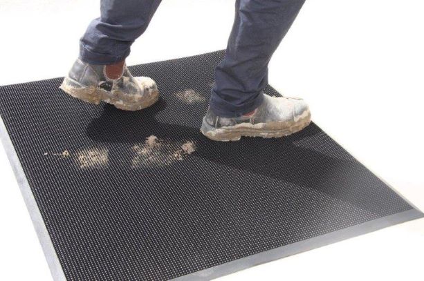 Rubber Brush Mat Outdoor Dirt scraper mat